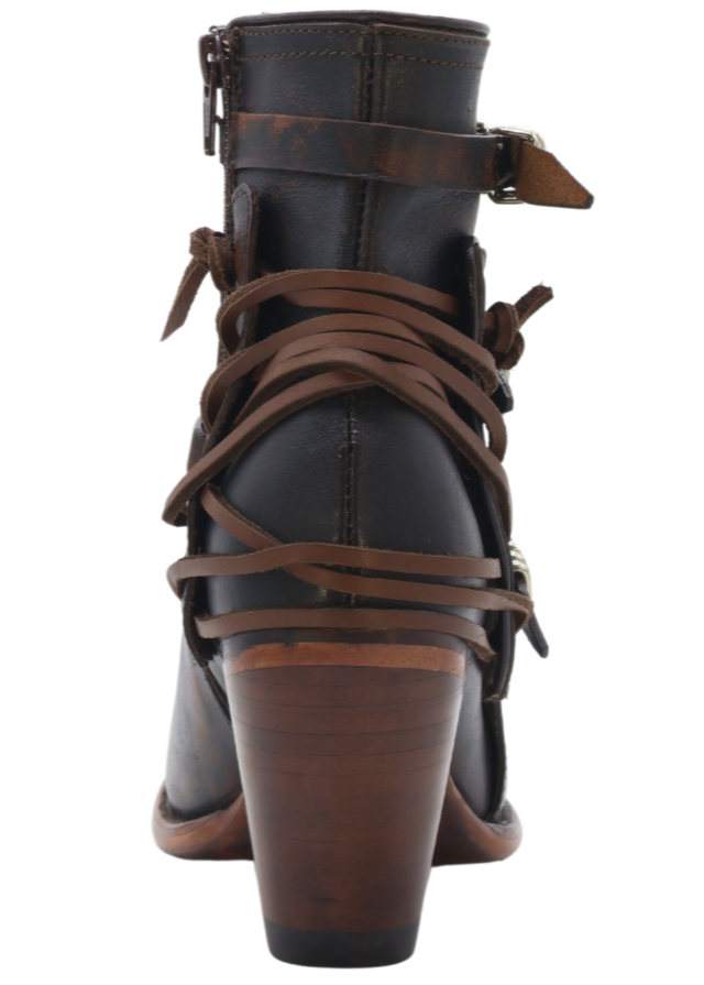Silverton Crue All Leather Round Toe Short Boots (Black/Brown)