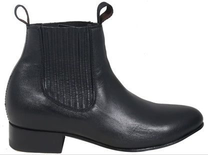 Silverton Napa All Leather Round Toe Short Boots (Black)